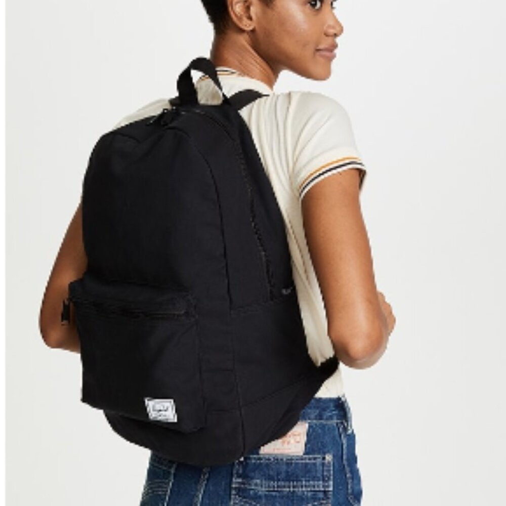 Herschel Supply Co. Daypack Backpack BRAND NEW WITH TAGS
